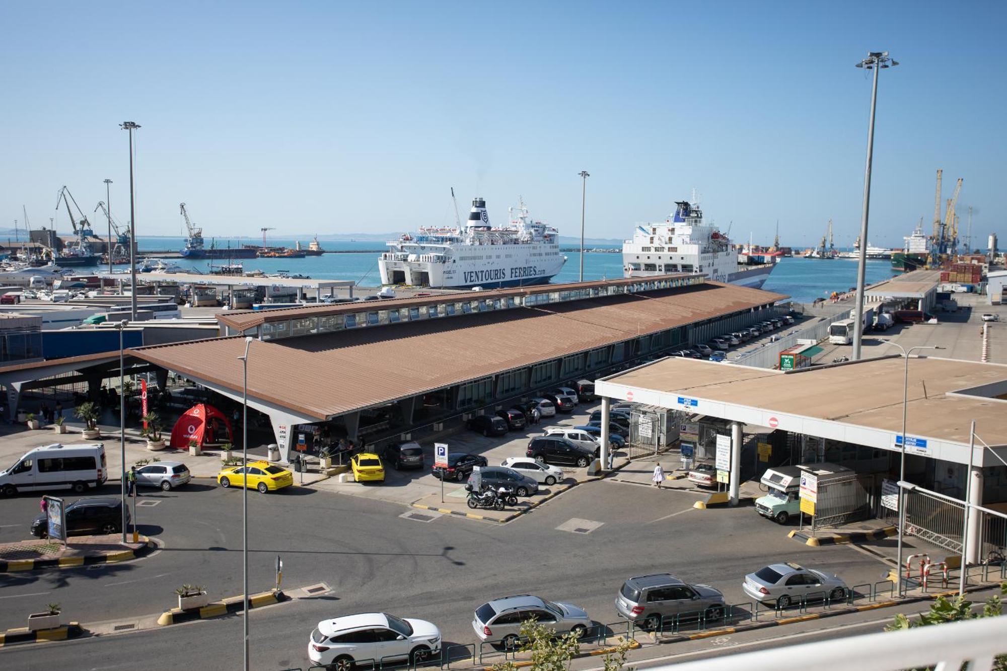 Port View * Durrës